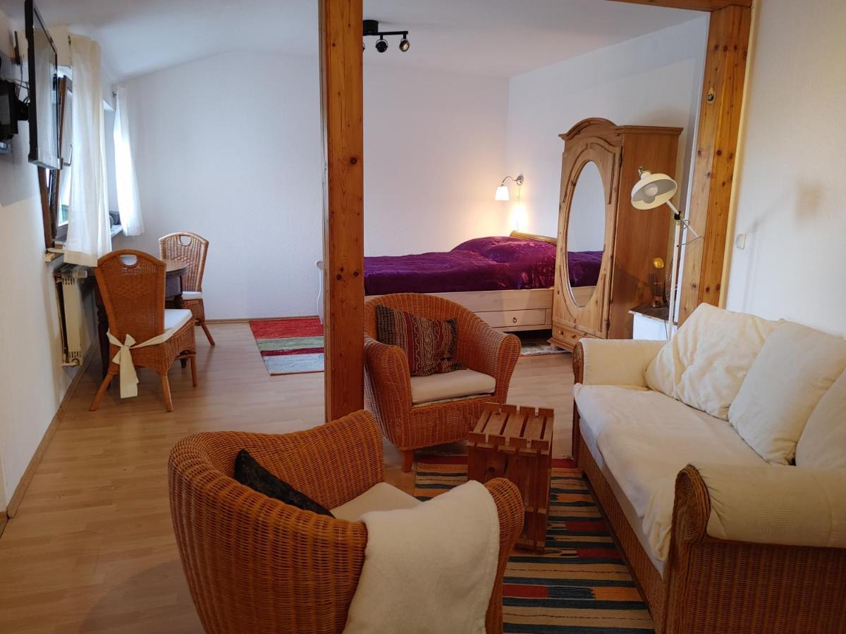 Ferienwohnung Mit Aussicht ザールブリュッケン エクステリア 写真
